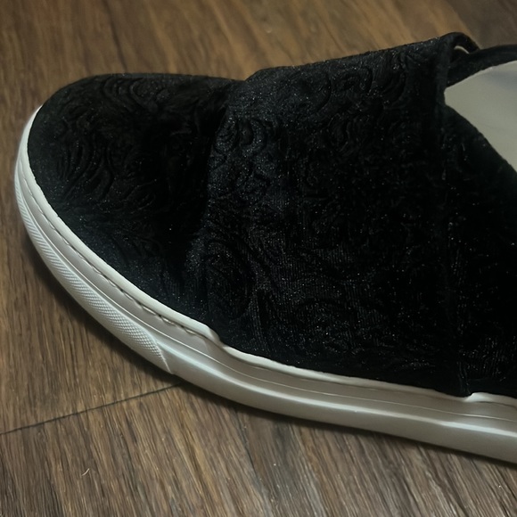 Lewit Arlo Platform Sneaker - Picture 11 of 11